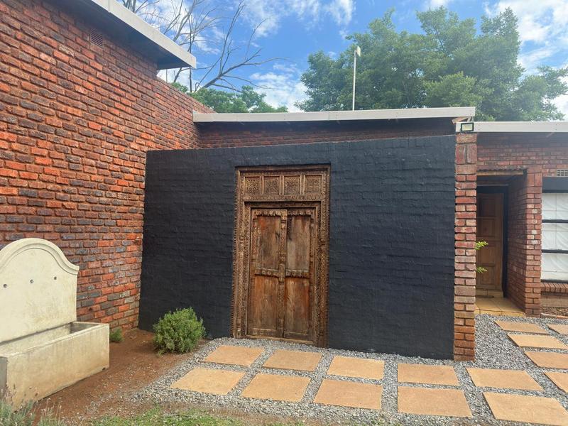 4 Bedroom Property for Sale in Kuruman Northern Cape